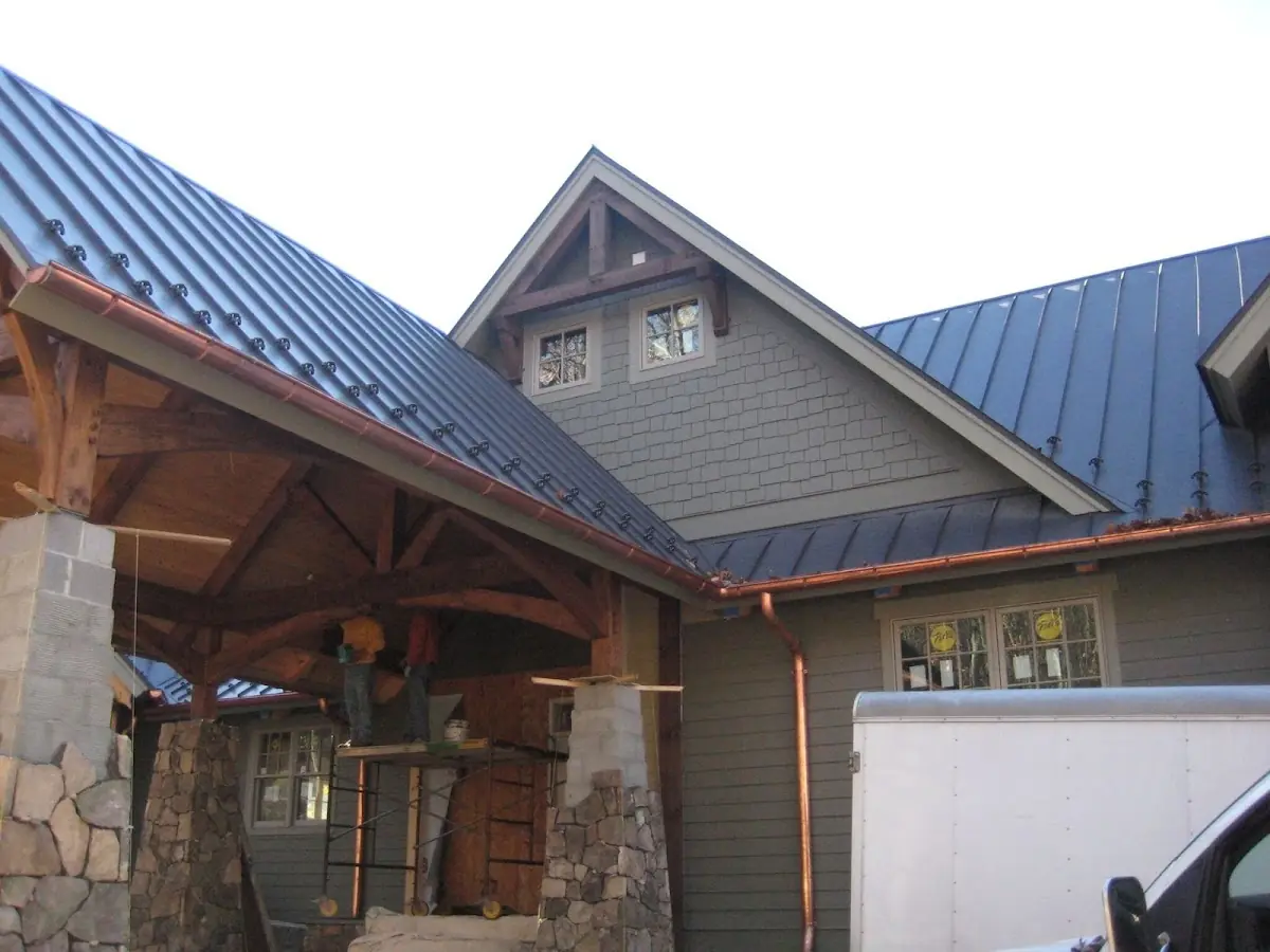 Craftsman Roofing team delivering quality roofing work in Bozrah